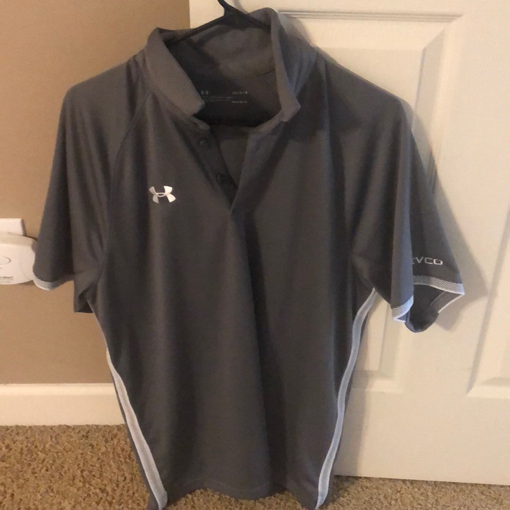 Men’s Under Armour polo shirt (Size Large)